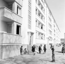  - Photographies-a-l-aeuvre.-La-reconstruction-des-villes-francaises-1945-1958_image_largeur220